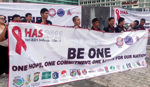 Peringati Hari AIDS 2011