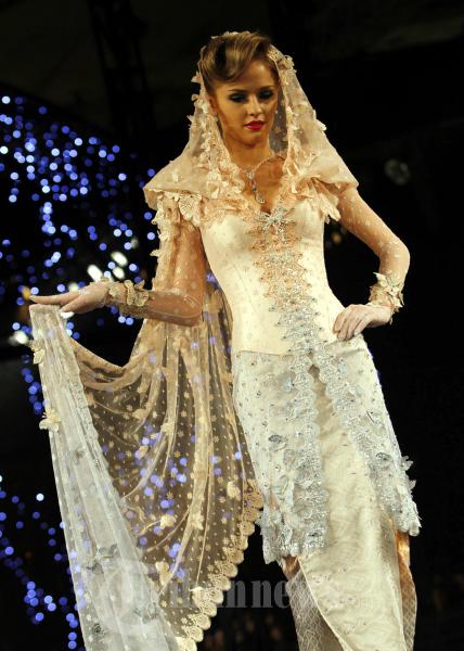 Sariayu Bazaar Fashion Celebration 2011c