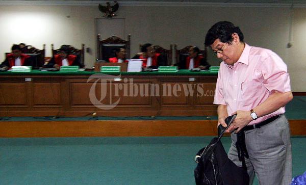 Aulia Pohan Di Pengadilan Tindak Pidana Korupsi