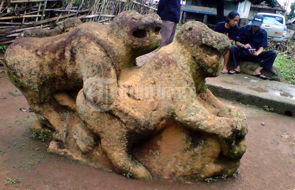 Arca Batu Macan