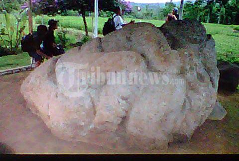 Situs Batu Berelief