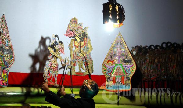 Pementasan Dalang Cilik Dwi Satriawan