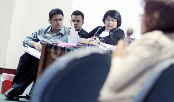 Sidang Nazarudin dengan Saksi Rosa