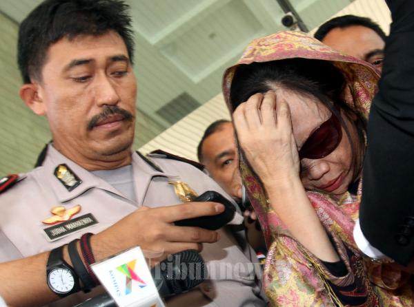 Nunun Pingsan