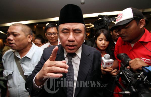 Prijanto Tinggalkan Ruang Sidang DPRD