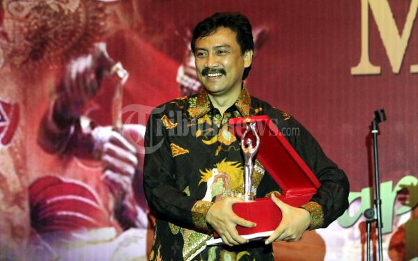 Andi Malarangeng Terima Penghargaan