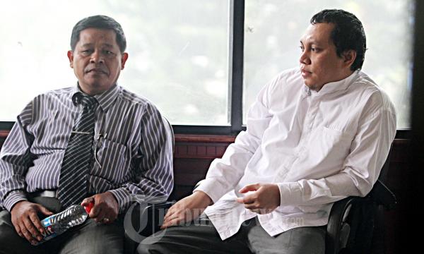 Gayus Tunggu Sidang