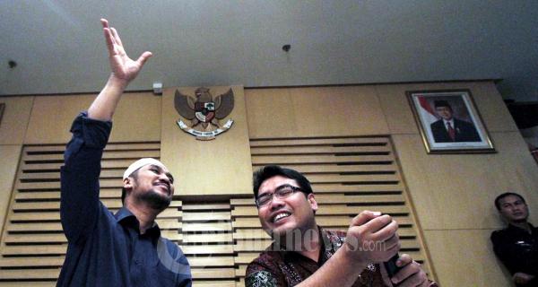 Angelina Sondakh dan I Wayan Koster Tersangka Wisma Atlit