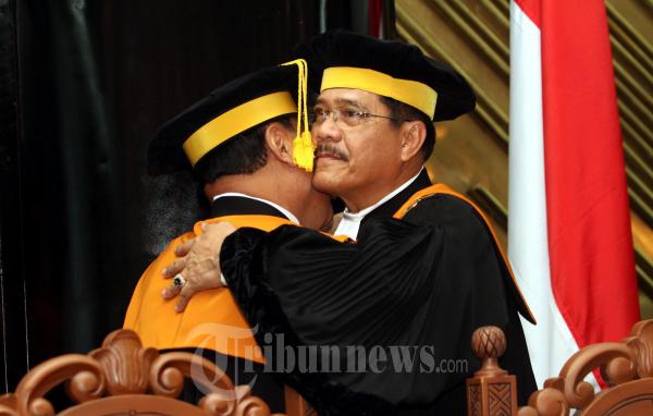 Hakim Agung Ucapkan Selamat Pada Hatta Ali