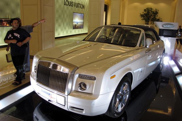 Rolls Royce Phantom Spirit Of Ecstasy Centenary 2012