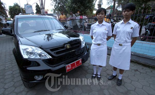 Mobil Nasional ESEMKA Lakukan Test Drive