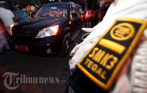 Test Drive Mobil ESEMKA