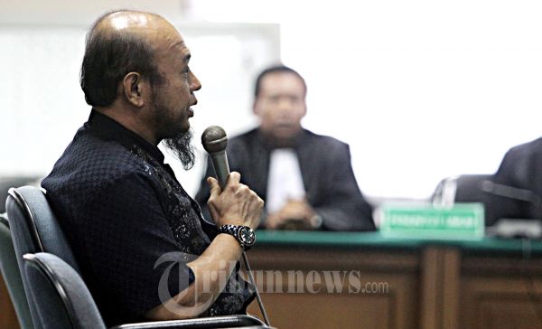 Hakim Syarifuddin Umar di Vonis Majelis Hakim Tipikor