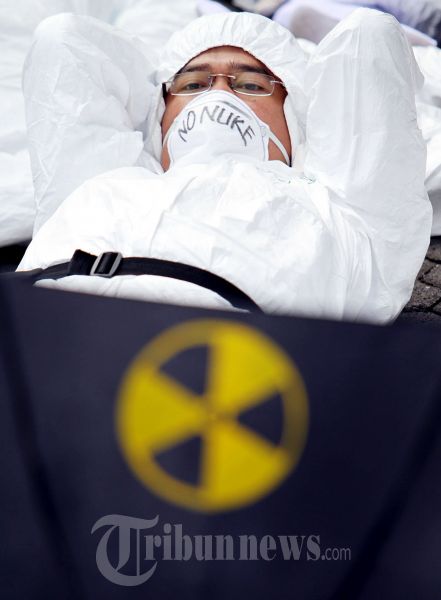 Peringati Satu Tahun Tragedi Fukushima