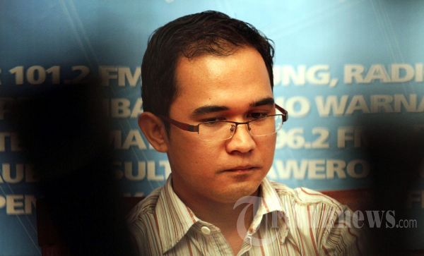 Direktur Advokasi Pukat UGM Oce Madril