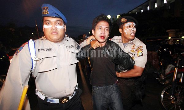 Tolak BBM Mahasiswa Ditahan