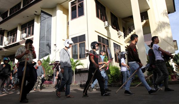 Tolak FPI di Kalbar