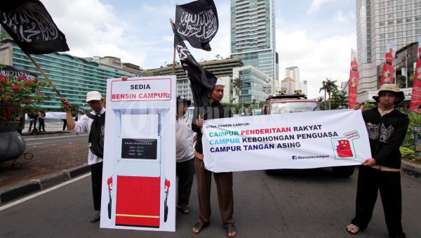 HTI Unjuk Rasa Tolak Kenaikan BBM