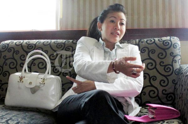 Hasnaeni Wanita Emas