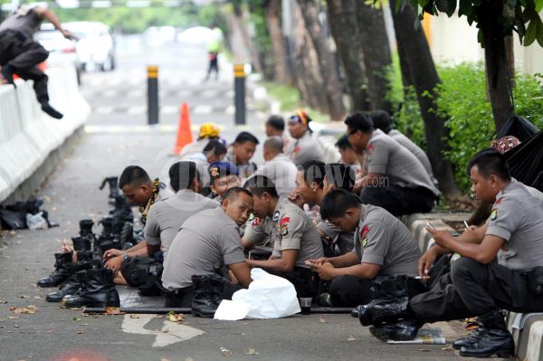 Polisi Istirahat Sejenak