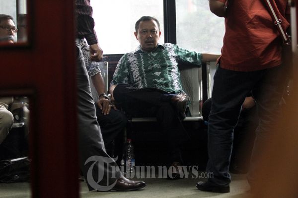 Dadong Irbarelawan divonis 3 thn Penjara