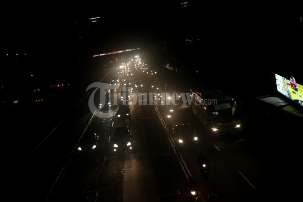 Jalan MH Thamrin Gelap