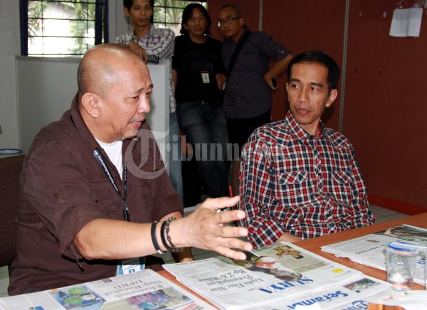 Jokowi Diskusi Dengan Herman Darmo