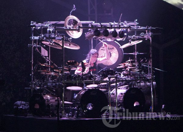 Mike Mangini Dream Theater