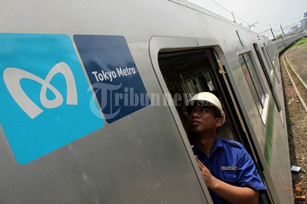 Kereta Bekas Jepang Di Balai Yasa