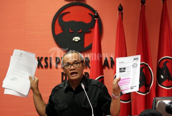 Arya Bima PDI Perjuangan Konpers