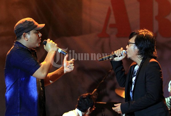 Ari Lasso duet dengan Fadli PADI