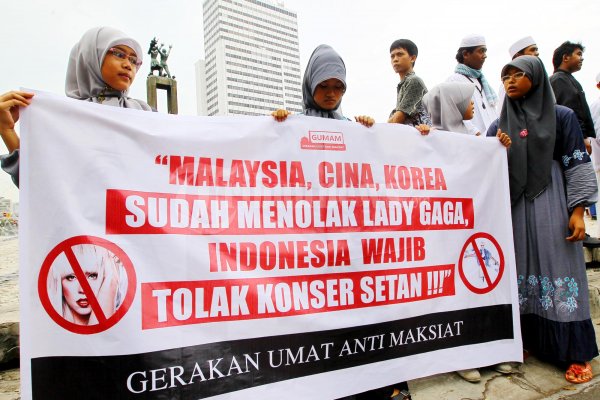 Tolak Konser Lady Gaga di Jakarta