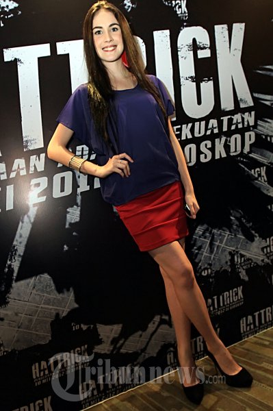 Arumi Bachsin Main Film Hattrick