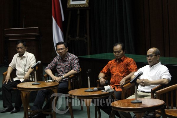 Cagub Dan Cawagub Debat Program Kesehatan