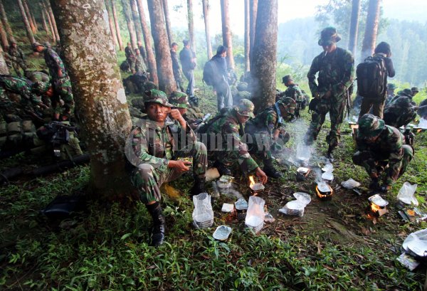 Evakuasi Sukhoi Dilanjutkan