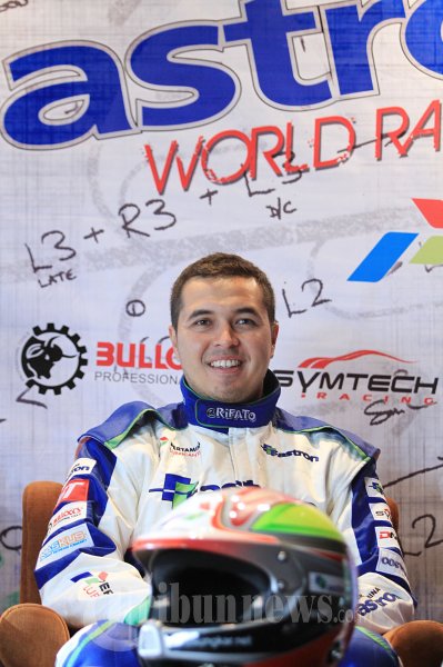 Rifat Sungkar Ikuti Balap World Rally Championship 2012 di Yunan