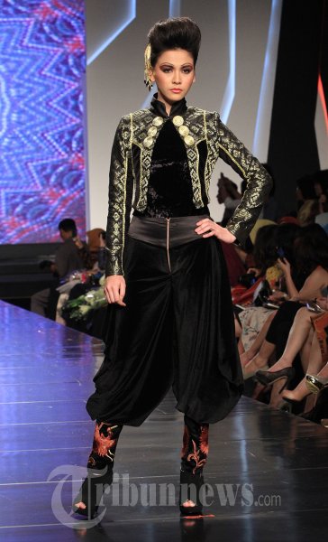 Fashion Show Defrico Audy