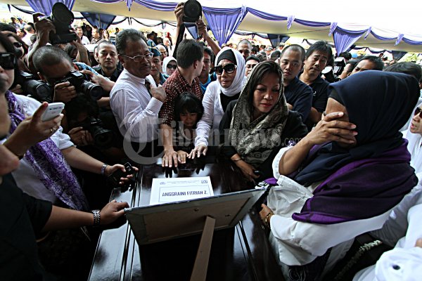 Jenazah Korban Sukhoi