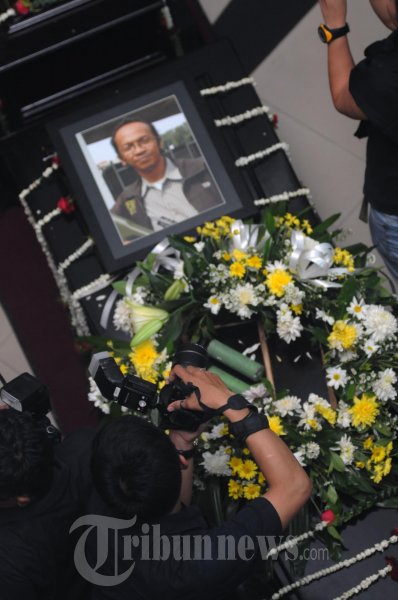 Peti Jenazah Alm Dodi Aviantara