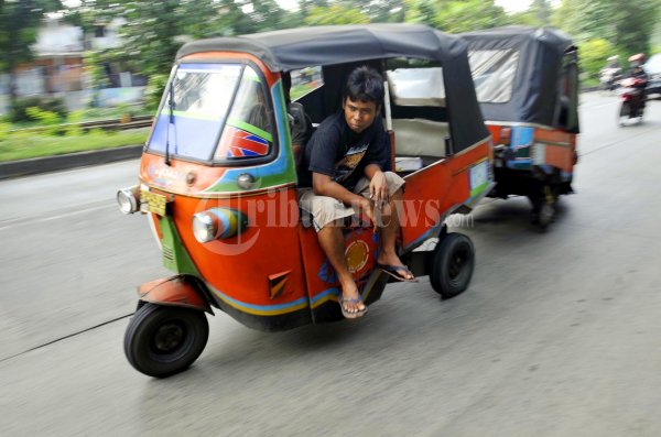 Bajaj Tarik Bajaj