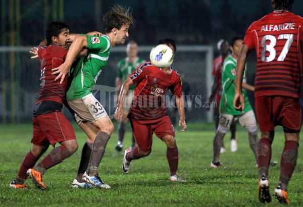 PSMS IMBANG MELAWAN AREMA