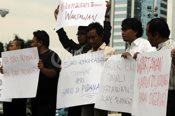 Protes Kekerasan Terhadap Wartawan