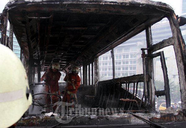 Bus Trans Jakarta Terbakar