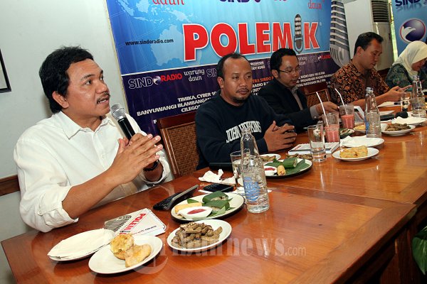 Diskusi Polemik Hemat Energi