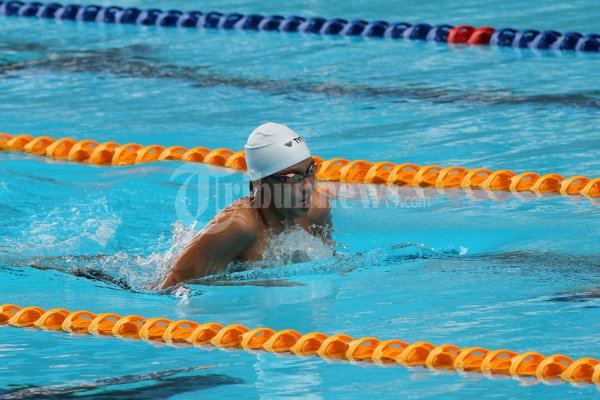400 meter gaya ganti putra