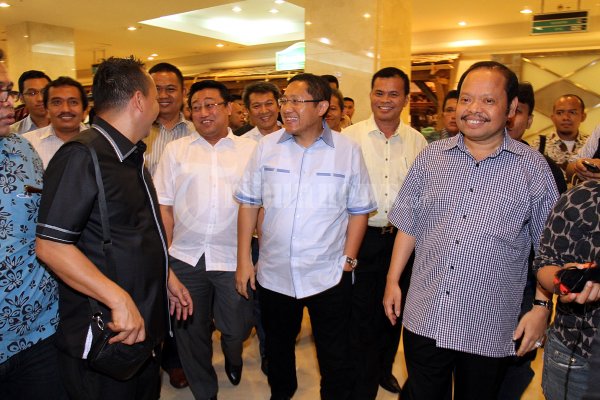 Anas Urbaningrum Tonton Film Soegija
