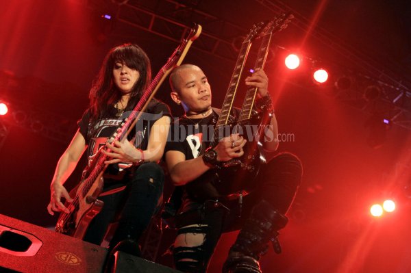 BAND KOTAK