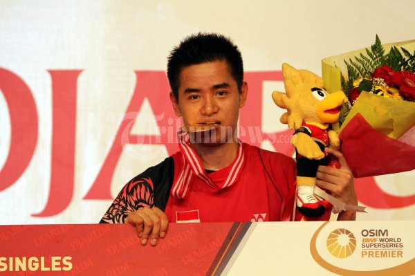 Simon Rebut Gelar Tunggal Putra Djarum Indonesia Open