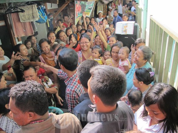 Jokowi Kampanye di Kampung Pegangsaan Dua