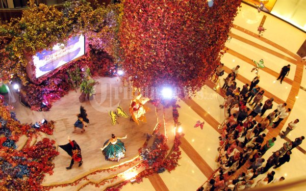 Pacific Place Hibur Pengunjung